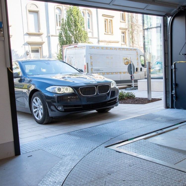 Dispositif de parking automatique