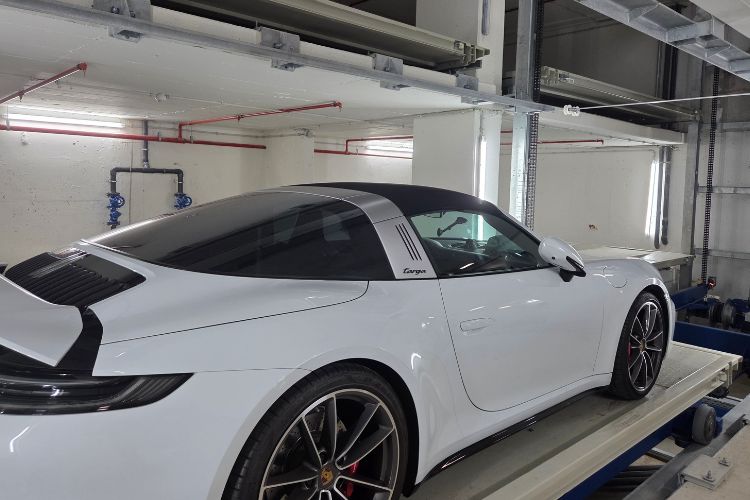 Solution moderne de stationnement automobile
